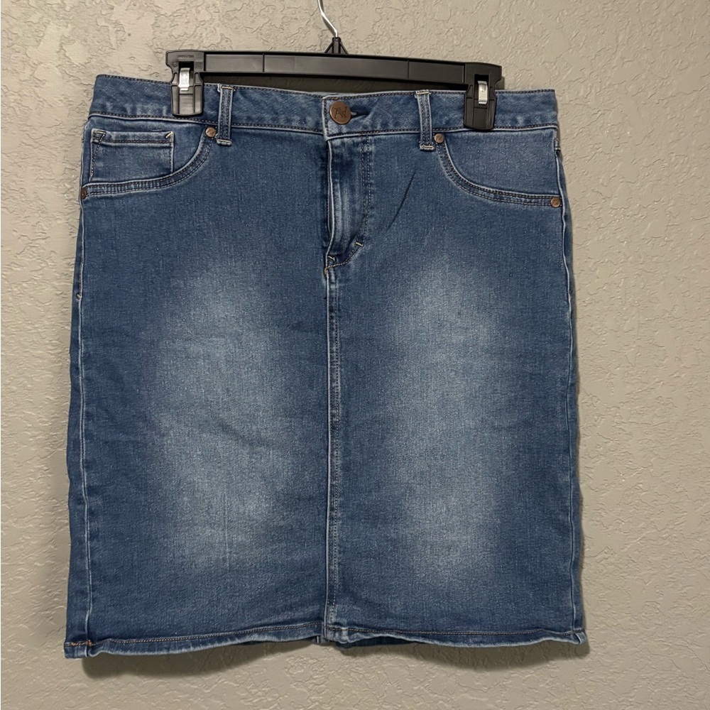 AVA & ALEX Classic Blue Denim Skirt